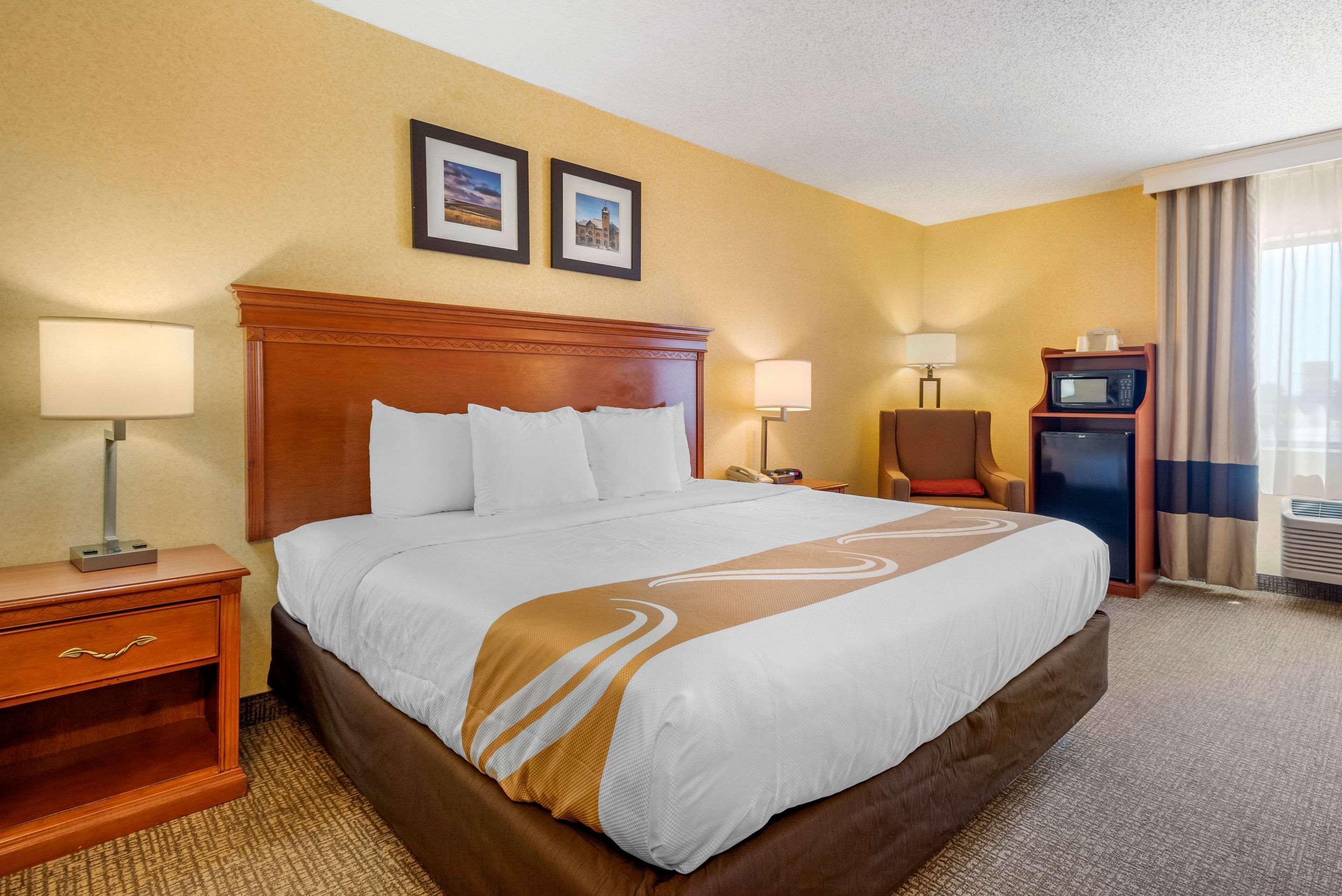 Quality Inn I-25 Pueblo Exterior photo