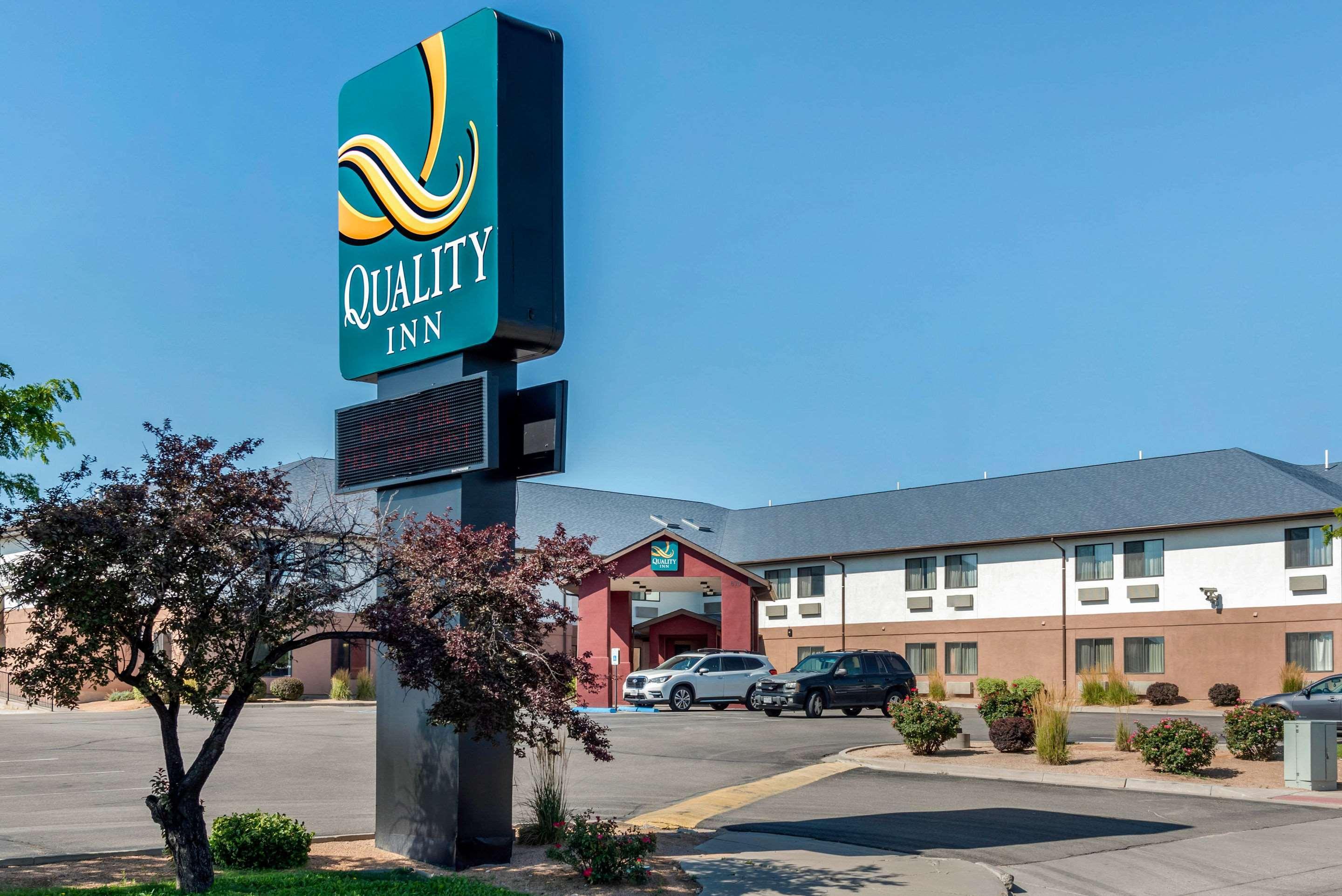 Quality Inn I-25 Pueblo Exterior photo