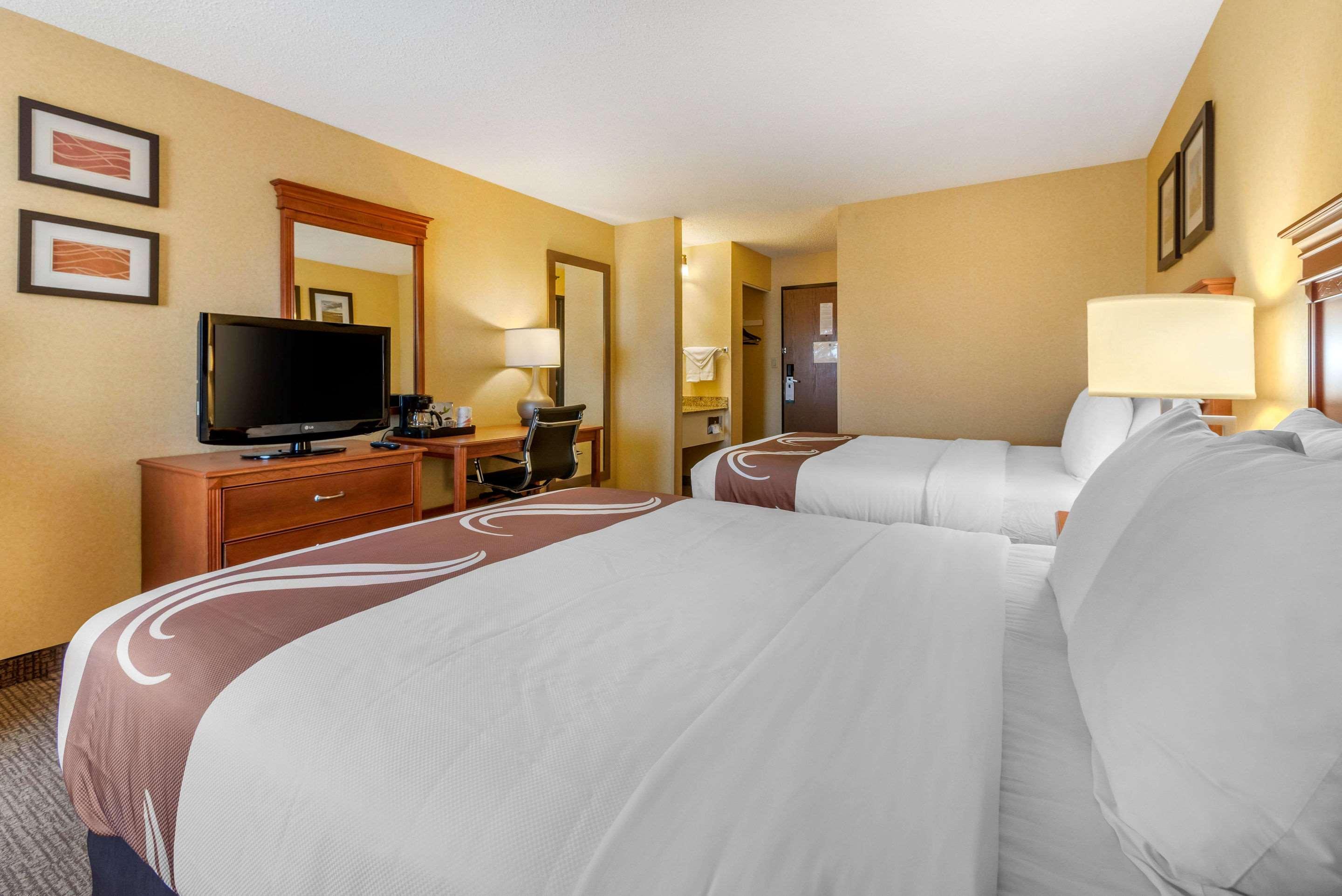 Quality Inn I-25 Pueblo Exterior photo