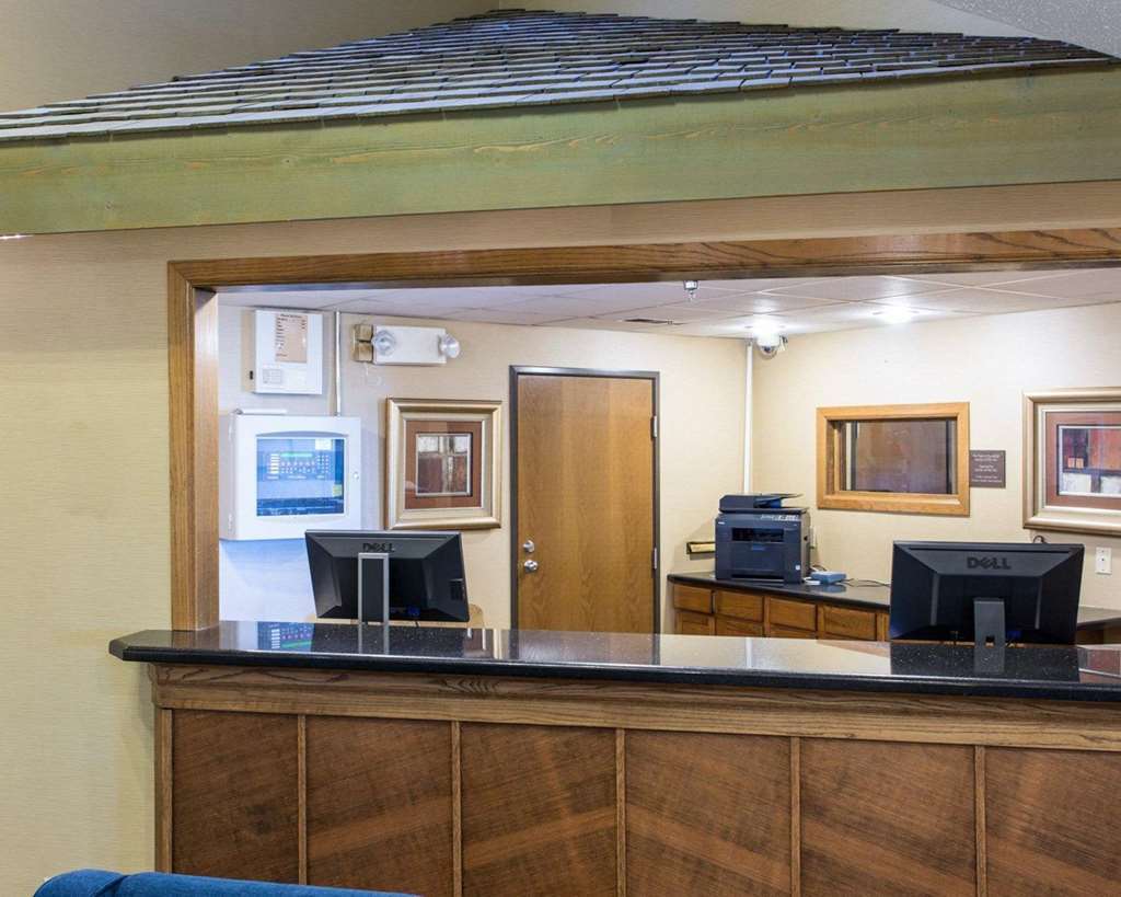 Quality Inn I-25 Pueblo Interior photo