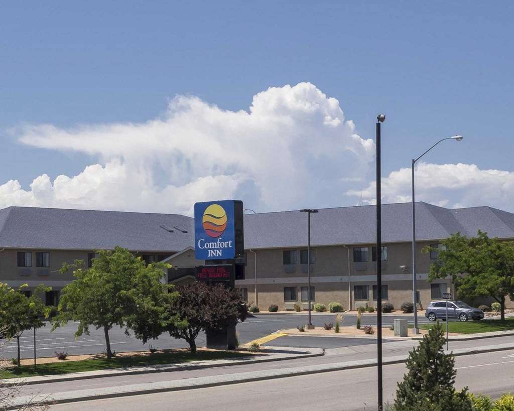 Quality Inn I-25 Pueblo Exterior photo